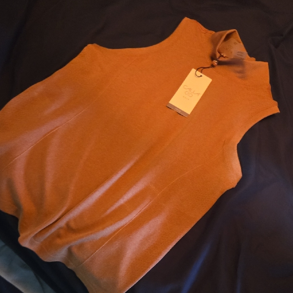 CALIA Top - Picture 5 of 5